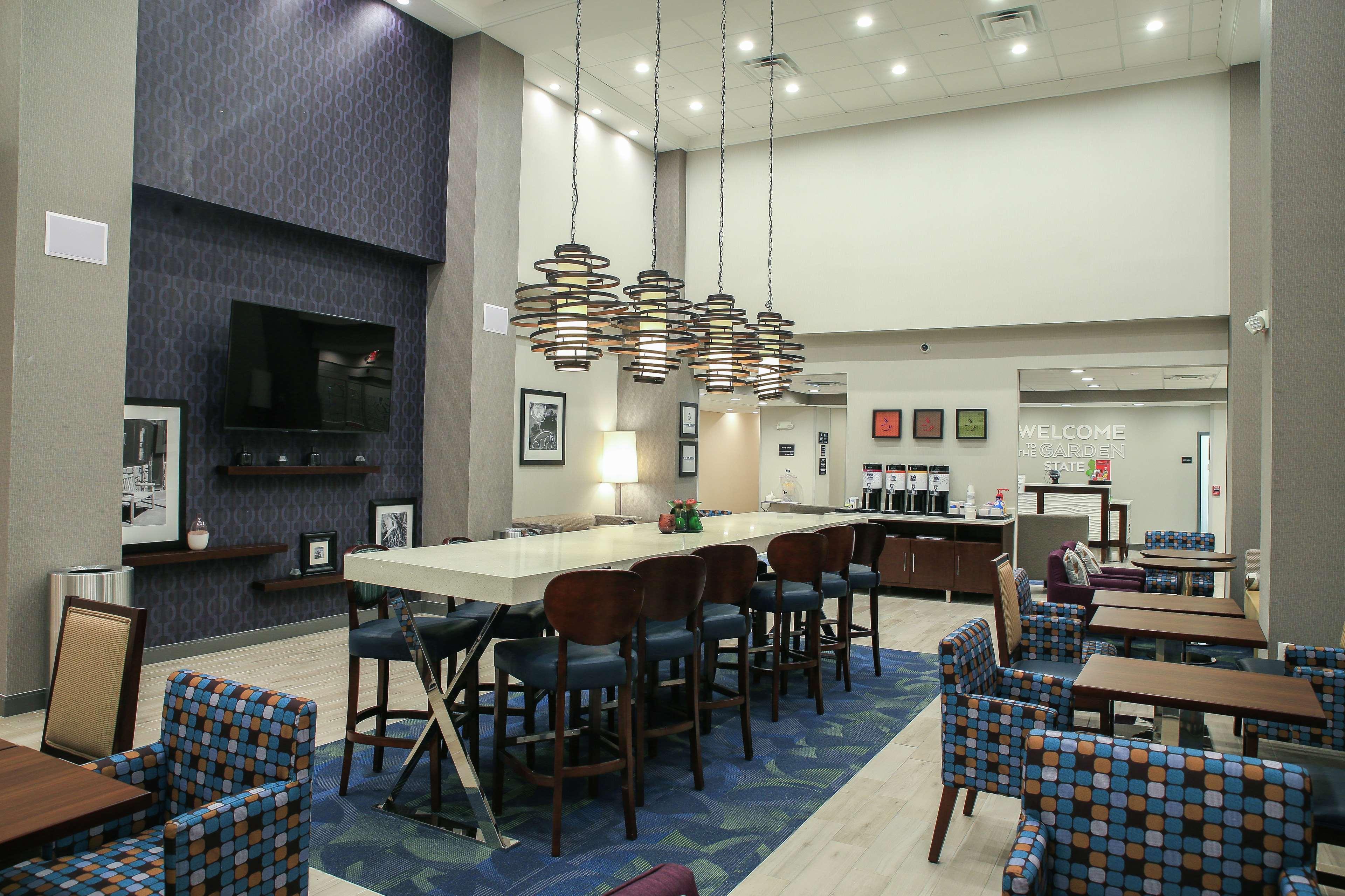 Hampton Inn & Suites Mount Laurel/Moorestown Ngoại thất bức ảnh